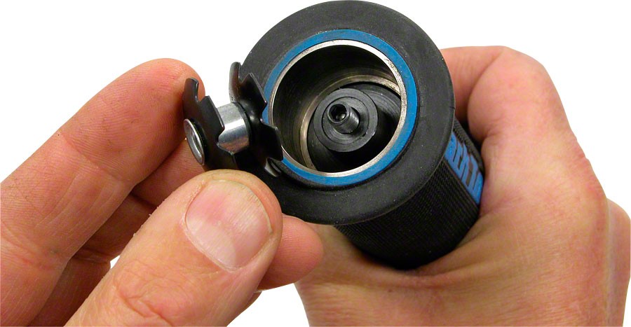 Park Tool TNS-4 Threadless Nut Setter for 1˝ and 1-1/8˝ 3