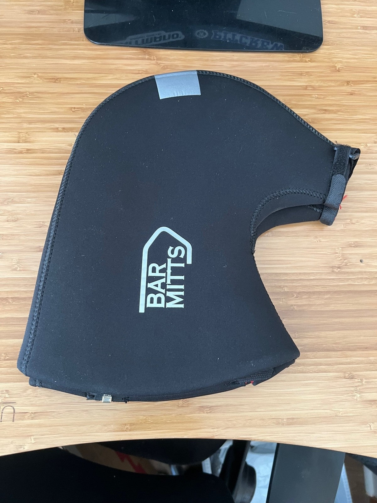 Bar Mitts Road Pogie Handlebar Mittens: Externally Routed Shimano Medium Black 5