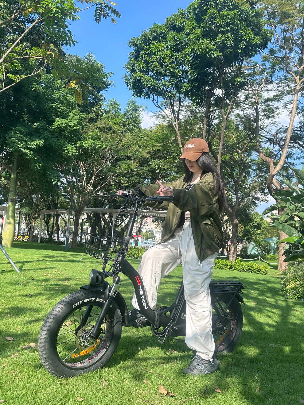 DRVETION CT20 20" Fat Tires Folding Electric Bike 750W Motor 48V 10Ah/15Ah/20Ah Battery