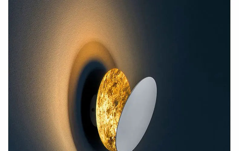 Modern Texture Designer Round Wall Lamp Rotatable Black