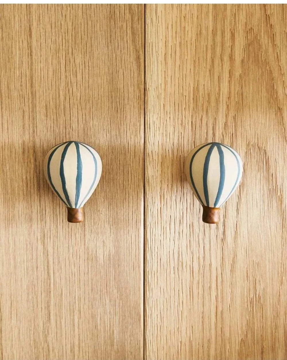 2pcs European Creative Balloon Ceramic Wall Hanging Cabinet