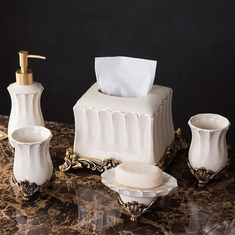 European-Style White Porcelain Lotion Bottle Rinsing Cup