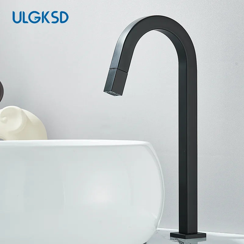 Chrome Cold Water Faucet Brass Rotating Out Water