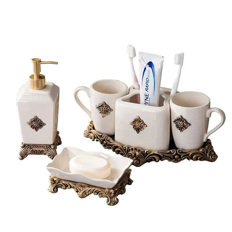 European-Style White Porcelain Lotion Bottle Rinsing Cup