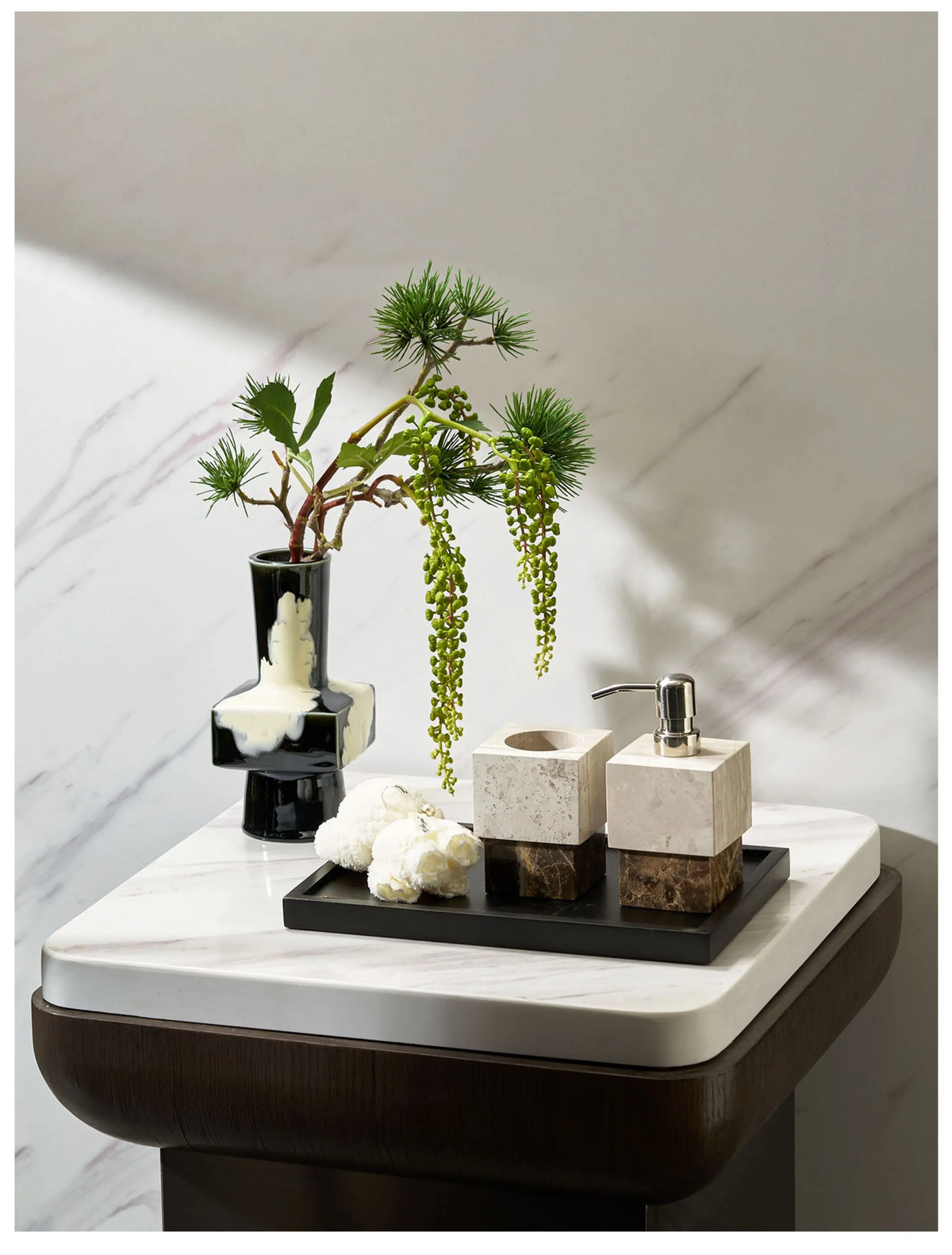 Nordic Color-Blocked Marble Lotion Bottle Aromatherapy Tray