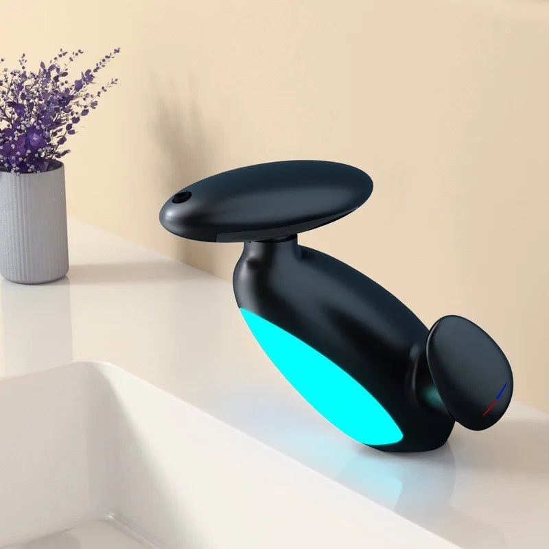 Bathroom Basin Faucet Led Light Tap Penguin Pull-Out