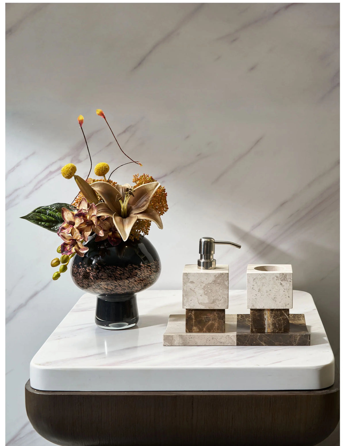 Nordic Color-Blocked Marble Lotion Bottle Aromatherapy Tray