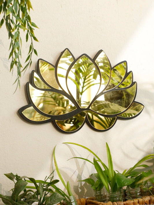 1pc Acrylic Lotus Flower Wall Mirror Decorative Modern