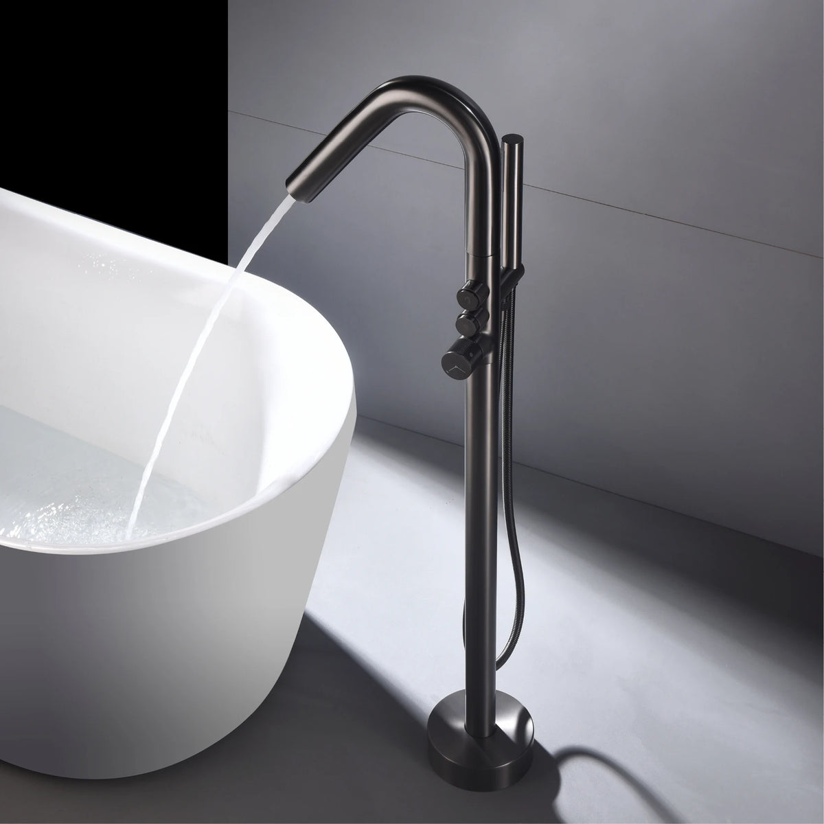 Aitna Gold Brass Luxury Bathroom Faucet Floor Standing