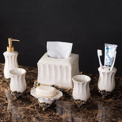 European-Style White Porcelain Lotion Bottle Rinsing Cup