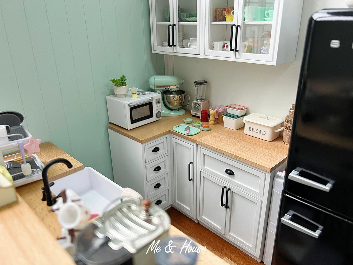 1/6 Scale Dollhouse Miniature Furniture Wooden Shelf Cabinet