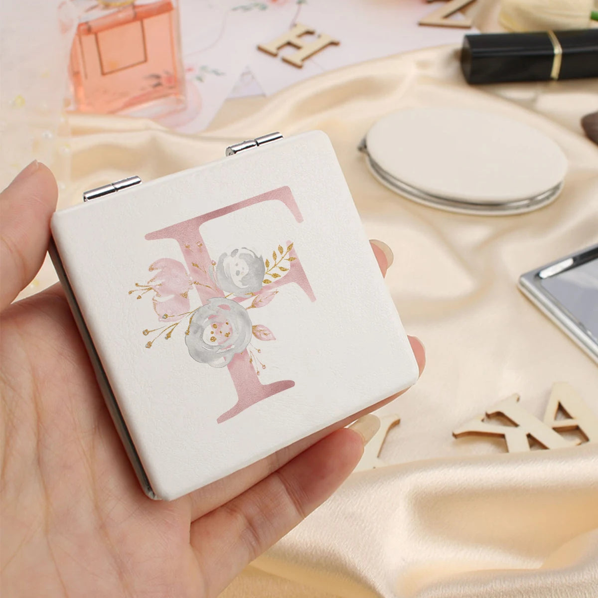 Personalized Floral First Letter White Square Double-Sided Makeup