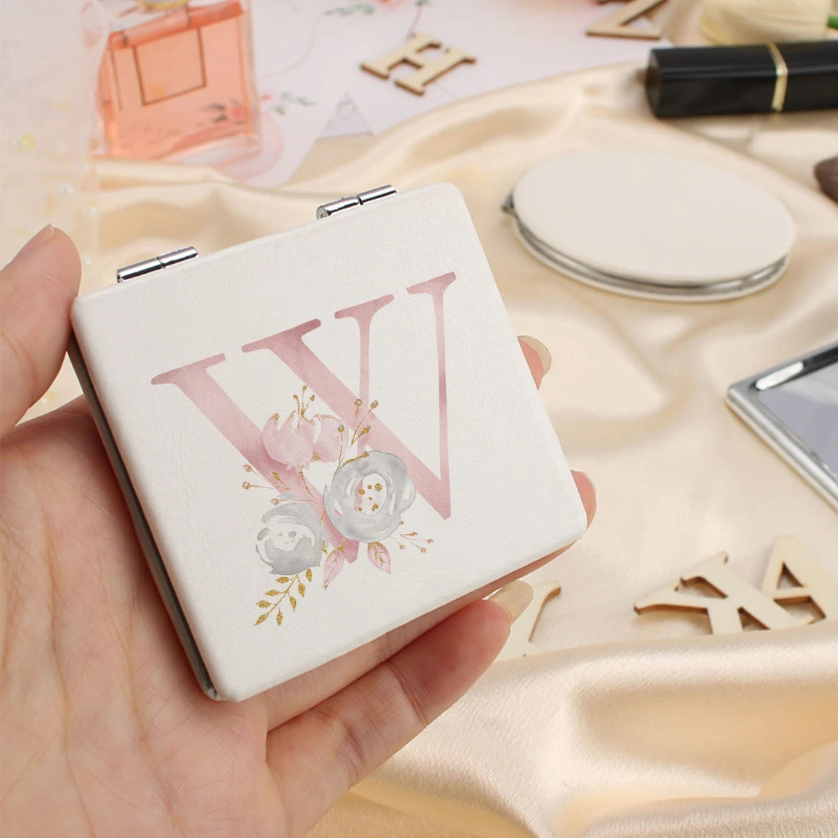 Personalized Floral First Letter White Square Double-Sided Makeup