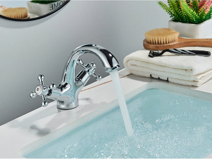 Gold/Antique Brass Bathroom Basin Sink Faucet Mixer Tap