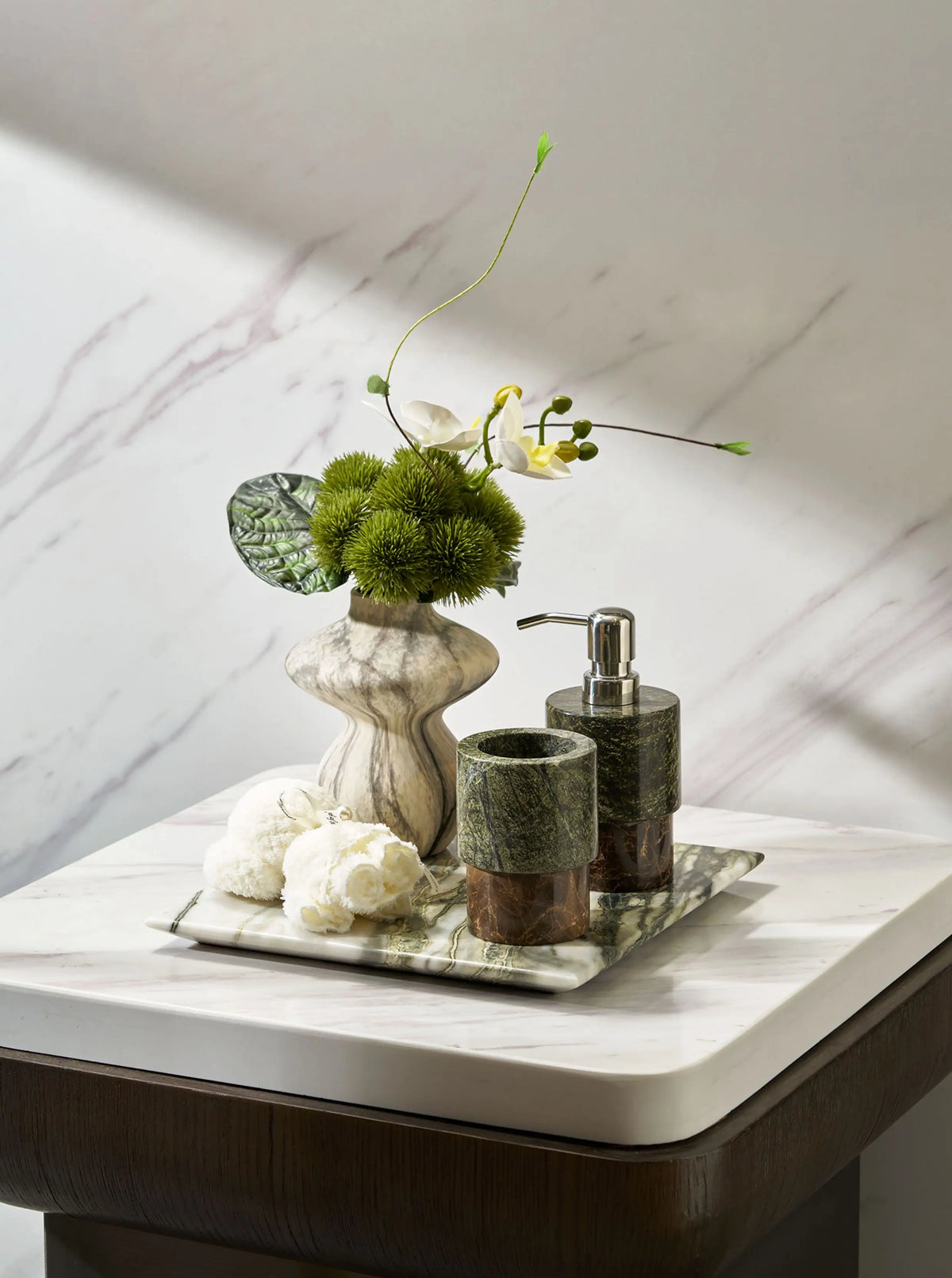 Nordic Color-Blocked Marble Lotion Bottle Aromatherapy Tray