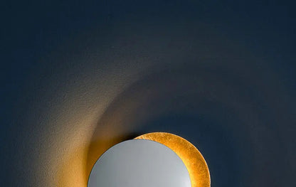 Modern Texture Designer Round Wall Lamp Rotatable Black