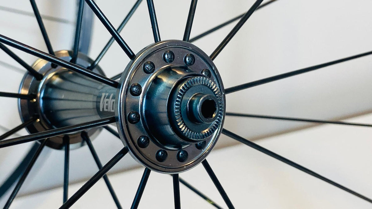 Velocity ESCAPE 700c Tubular Wheelset 24h-F / 28h-R 8-10 Speed 100/130 - Ti Gray 7