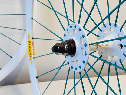 Velocity Deep-V 700c Track Wheelset 32h Origin-8 Hubs Emerald Spokes - White 4