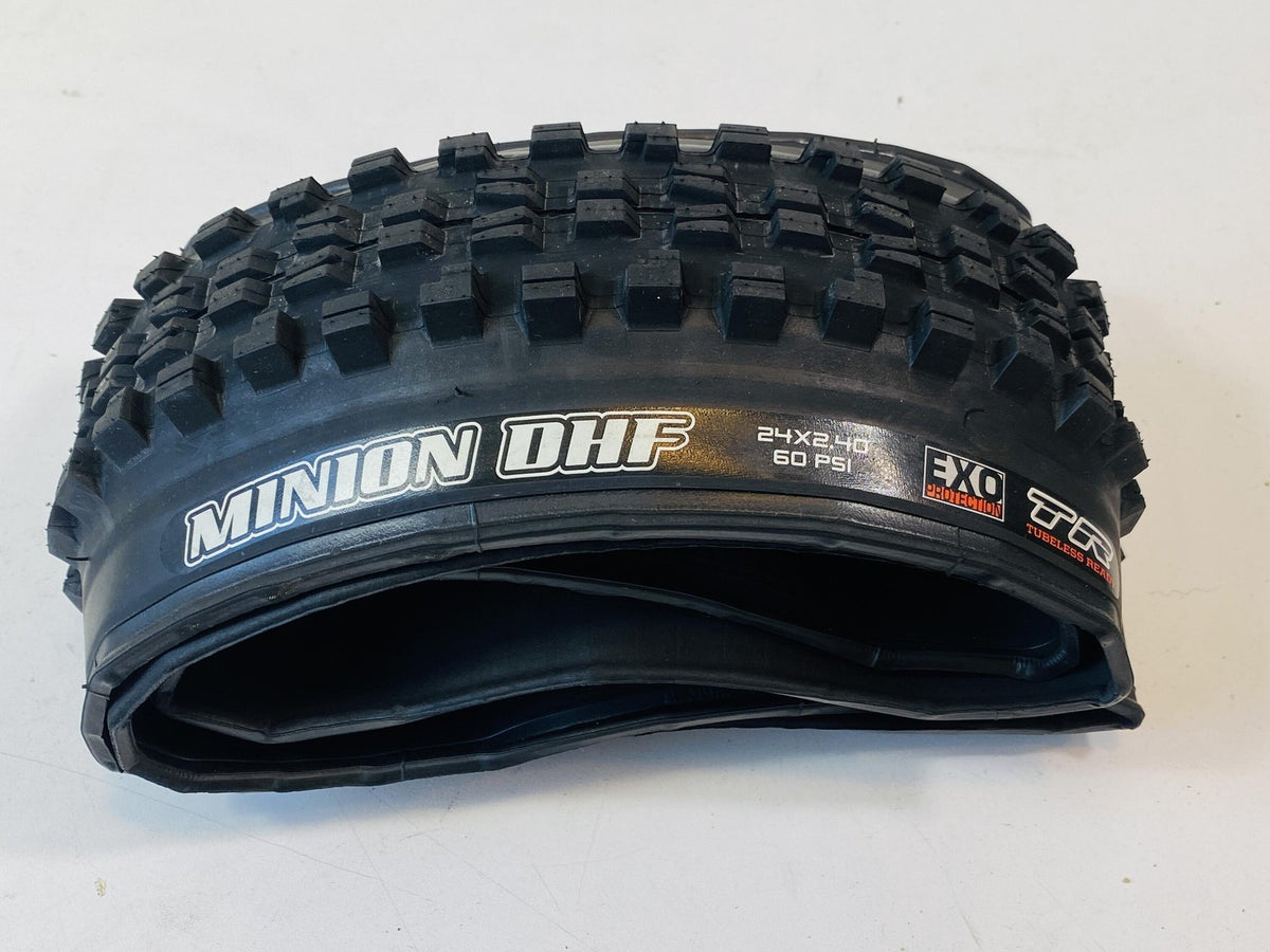 Unused Maxxis Minion DHF 24 x 2.4 EXO Tubeless Ready Tire - Storage Worn 1