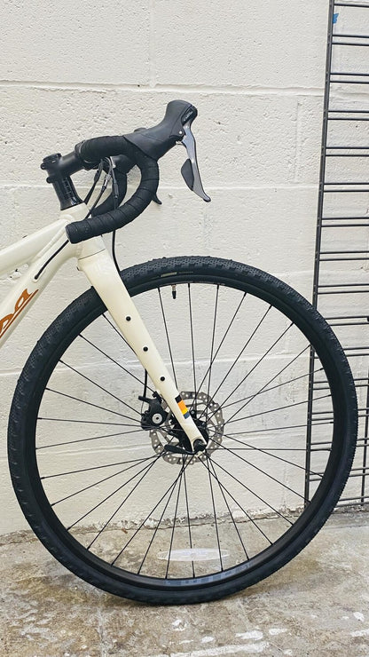 Salsa Journeyer Claris 8-Speed Gravel Road Bike 700c (or 650B) Aluminum Tan 49cm 4