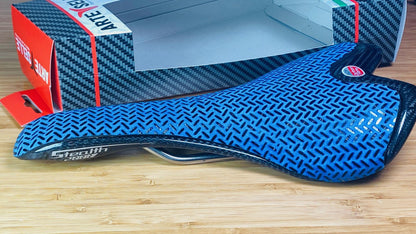 ARTE SELLE Stealth 2000 Carbon Titanium Rail Blue Racing Saddle Made in Italy 2