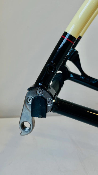 Volagi Viaje XL Cream Cr-Mo Frame & Full Carbon Fork 55cm BB386EVO 15