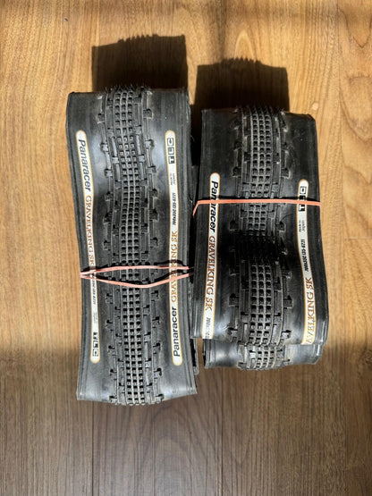 Panaracer GravelKing SK Tire 700x35c Folding Bead Black Tubeless Ready(Pair) 1