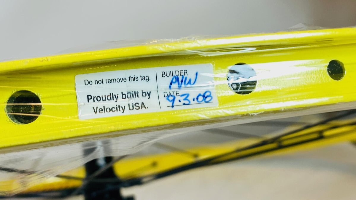 Velocity VXC 26" MTB Disc Wheelset 32h 6-Bolt 8-10 Speed 100/135 - Yellow/Black 7