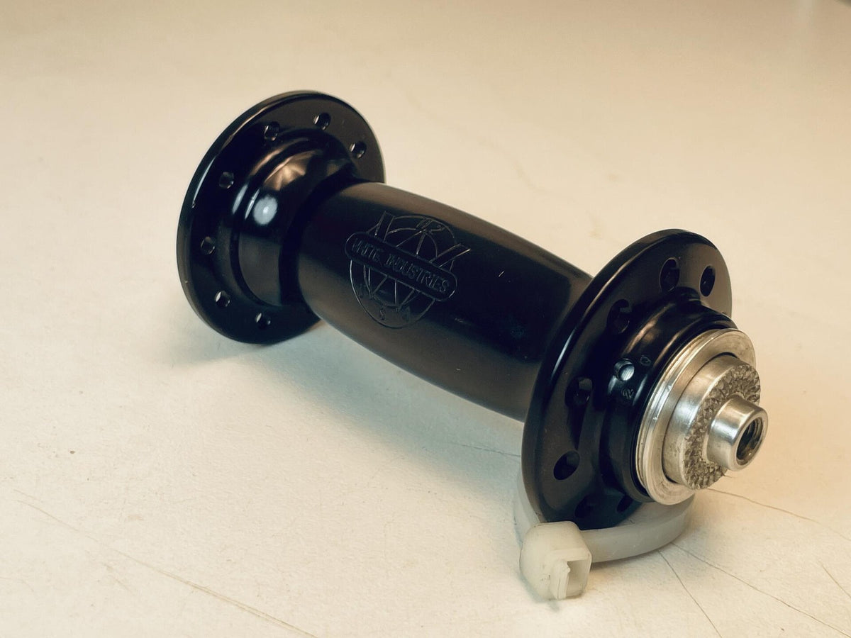 NOS White Industries H2 Front Road Hub 20h 100 x 9mm QR Black Anodized 1