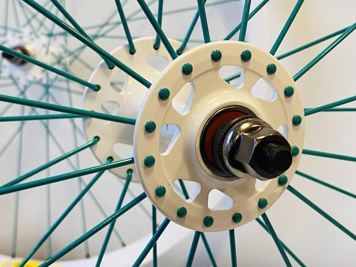 Velocity Deep-V 700c Track Wheelset 32h Origin-8 Hubs Emerald Spokes - White 5