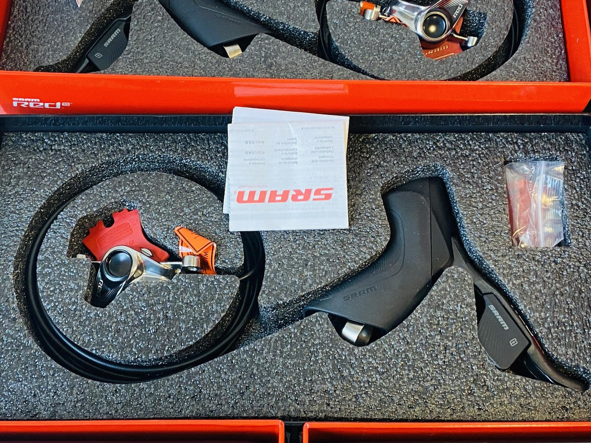SRAM Red eTap 2x11 Road WiFli Group Set with Hydraulic Post Mount Disc Brakes 4