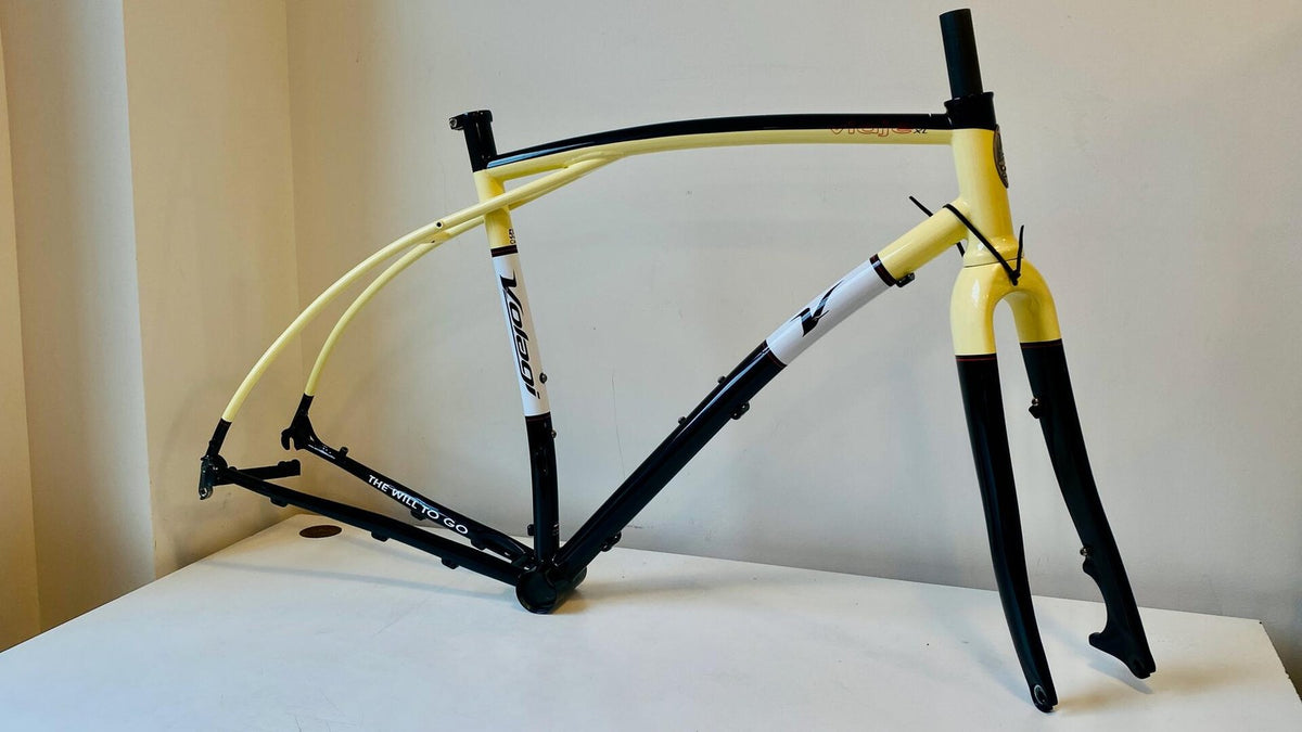 Volagi Viaje XL Cream Cr-Mo Frame & Full Carbon Fork 55cm BB386EVO 1
