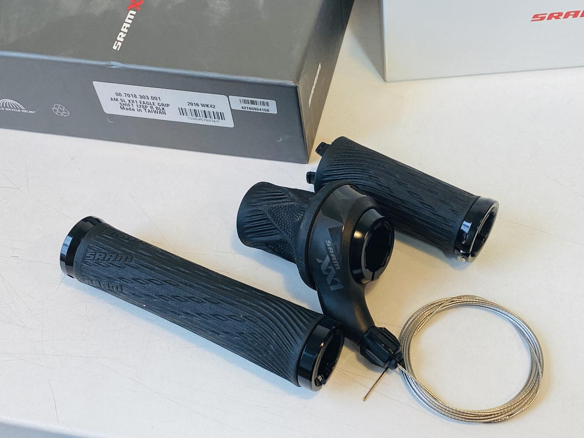 SRAM XX1 Eagle 12-Speed GripShift Shifter with Discrete Clamp - Black 1