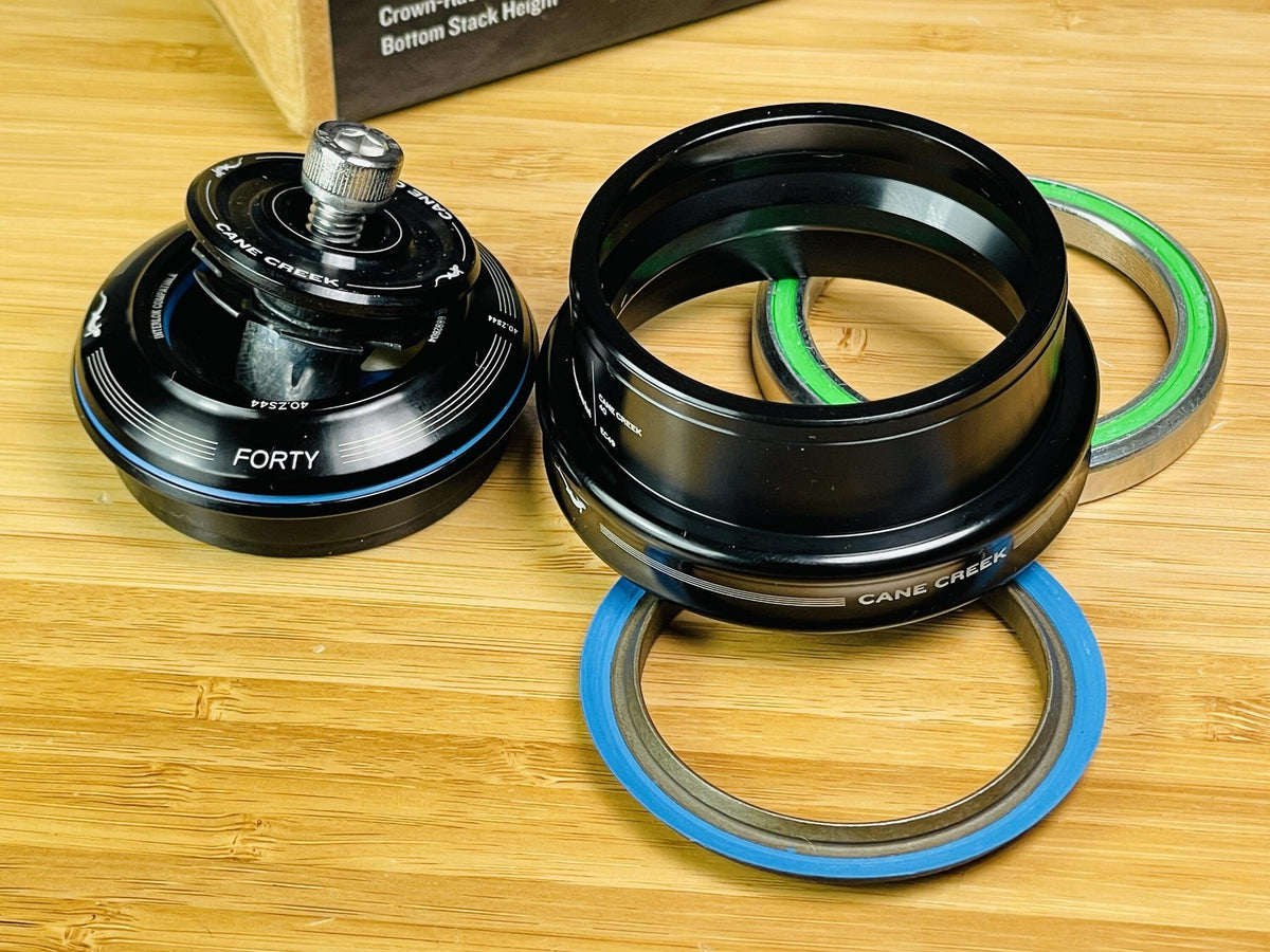 Cane Creek 40 ZS44/28.6 / EC49/40 Headset Tapered Steerer Black 3