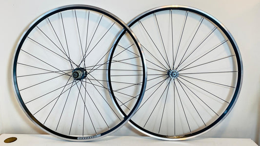 Velocity ESCAPE 700c Tubular Wheelset 24h-F / 28h-R 8-10 Speed 100/130 - Ti Gray 1