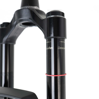 RockShox ZEB Ultimate AirWiz 29 160mm Charger 3 RC2 1.8 Taper Fork 15x110 5