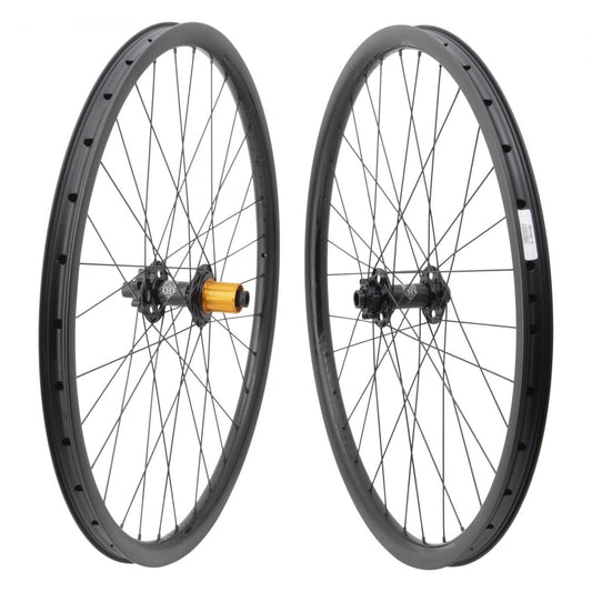 Wheel Master 27.5in Carbon Mountain Disc Double Wall 27.5in Set OR8 Bolt 1