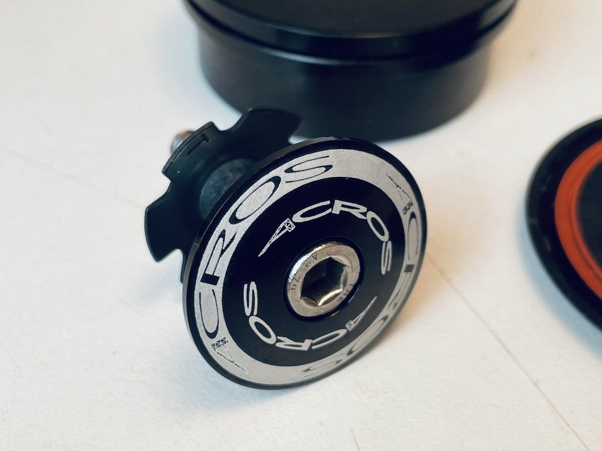 NOS ACROS Ai-25 S03 Integrated Threadless 1-1/8" Headset Steel Bearings, Black 4