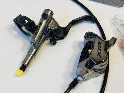 Shimano XTR BL- M9120/BR-M9120 Disc Brake and Lever - Front Hydraulic Post 2