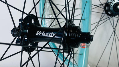 Velocity BLUNT 650b Single Speed MTB Disc Wheelset 32h 100/135 - Celeste 7