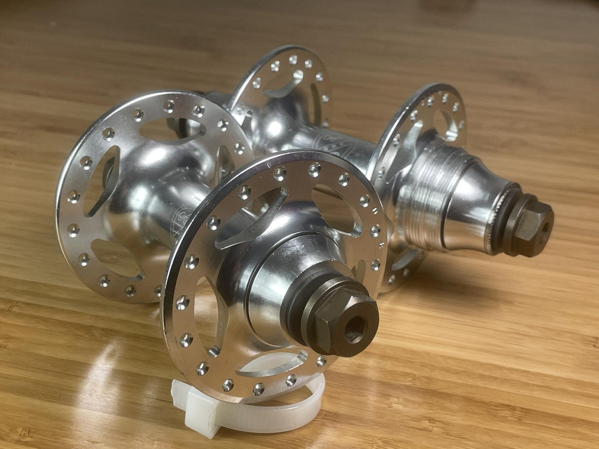 NOS All City Sheriff Star Track Hub Set 36h 100/120mm Fix / Fix Polished Silver 2