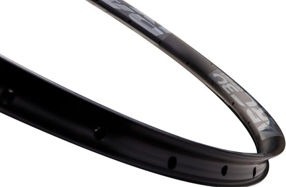 RaceFace ARC 30 Rim - 27.5 Disc Black 28H Offset 2
