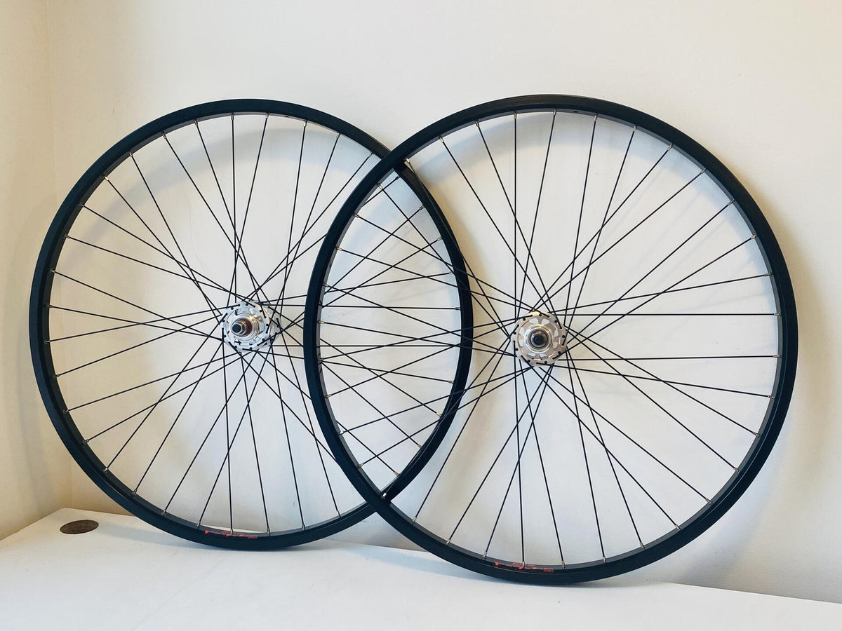 Velocity PSYCHO 700c Track/Fixie Wheelset 36h 100/120 Fix/Free - Black/Silver 1