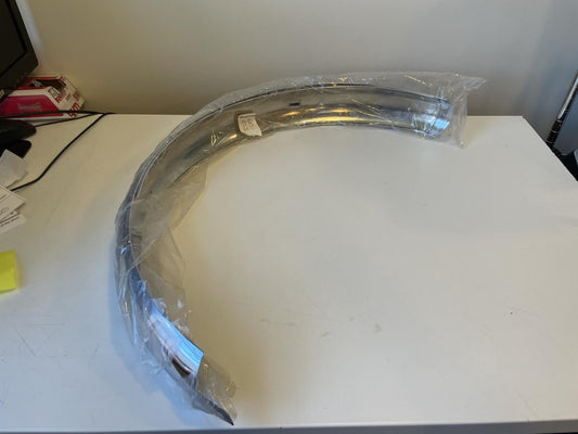 Unused Wald Balloon 962 Fender Set 26x2.0 - 2.125 Wheel Chrome 1