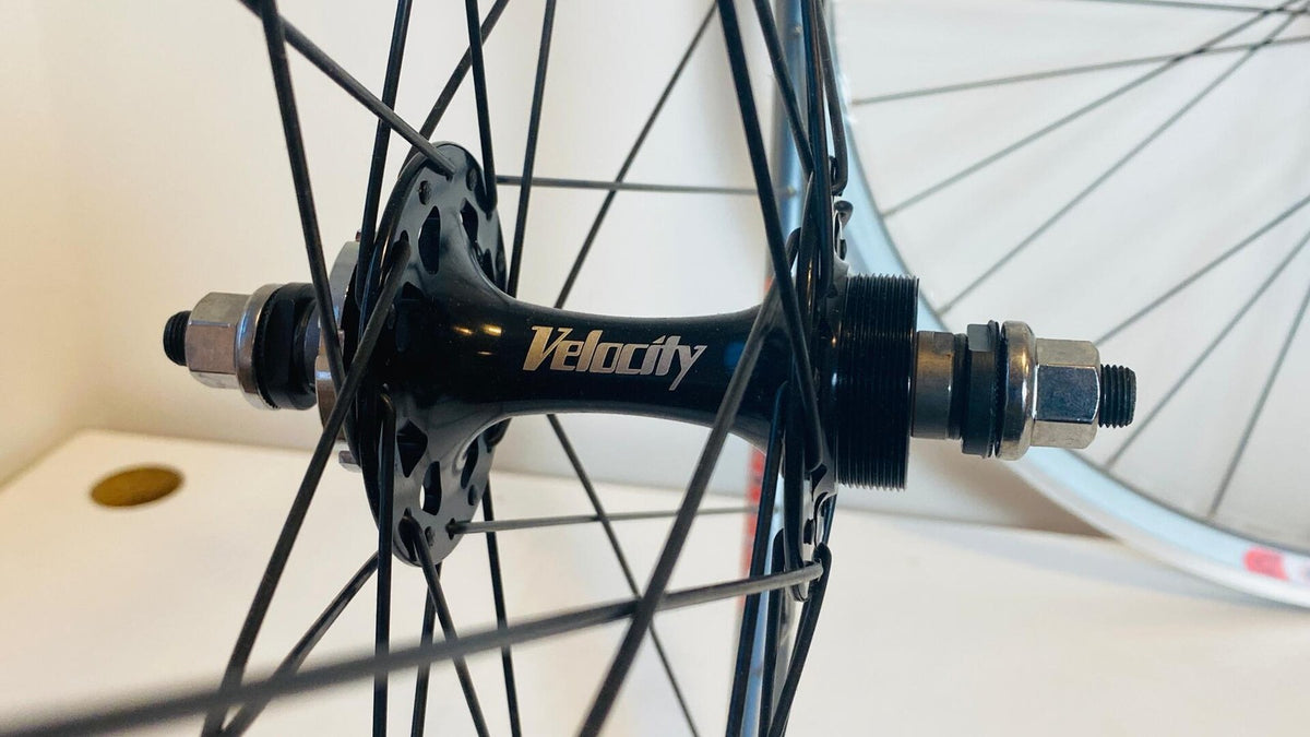 Velocity FUSION 700c Track Wheelset 32h Fix / Free 100/120 MSW - Gunmetal 5