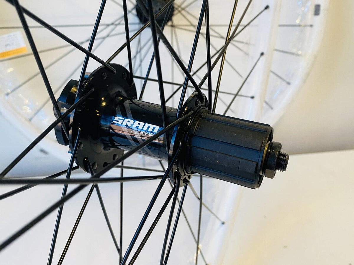 ER-20 Mach-1 29" MTB Disc Wheelset 32h MTH406 8-10s SRAM 100/135 w/ QR 7