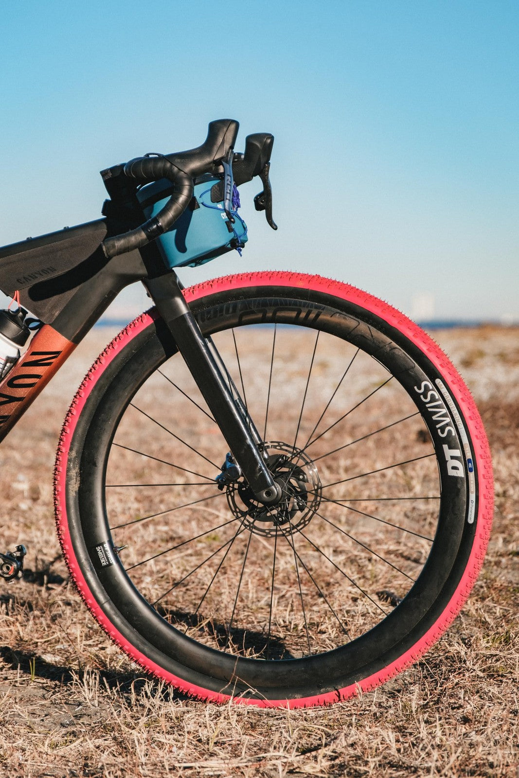 Panaracer GravelKing SS TLR Tire 700x40c Tubeless Ready Folding Cranberry/Brown 3