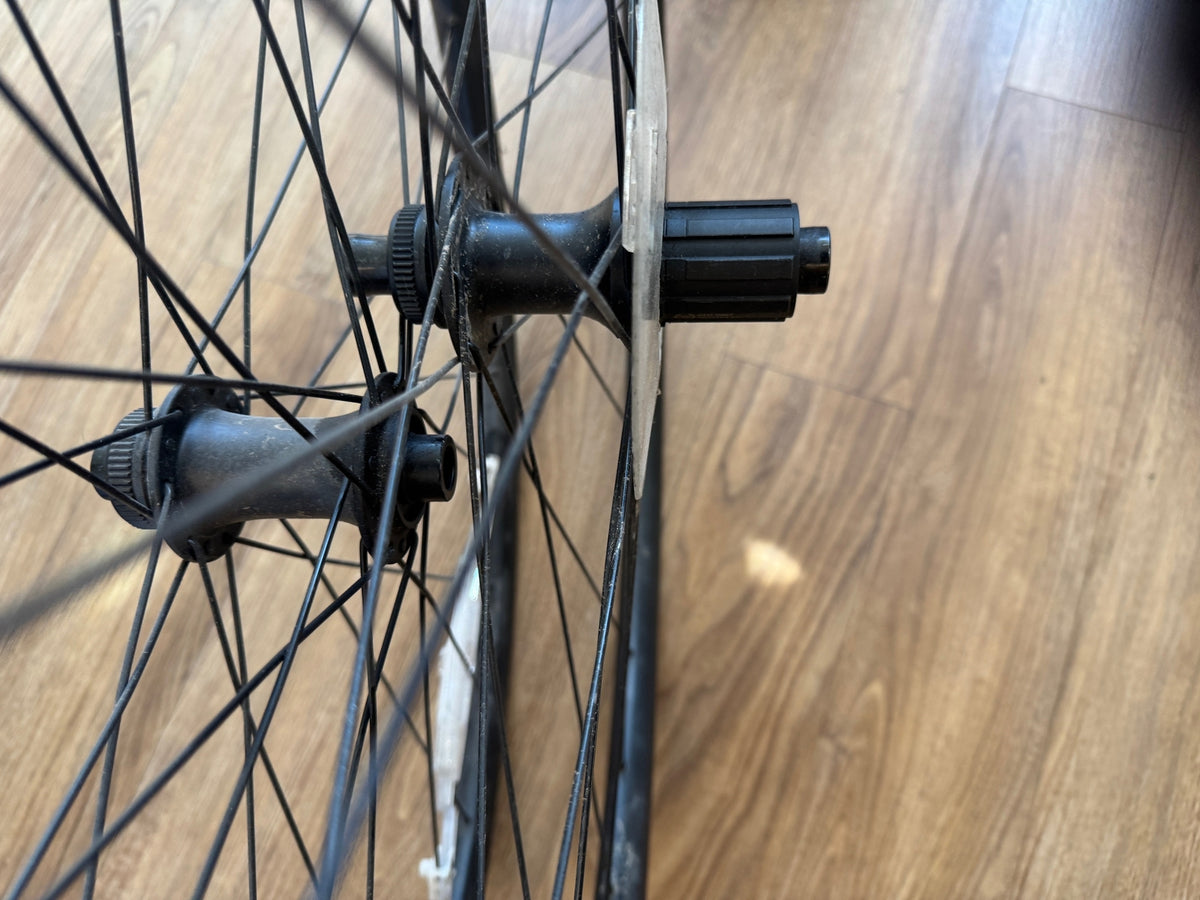 VGC Used Felt Devox 700c 28h Wheelset Center Lock Disc - Black 7