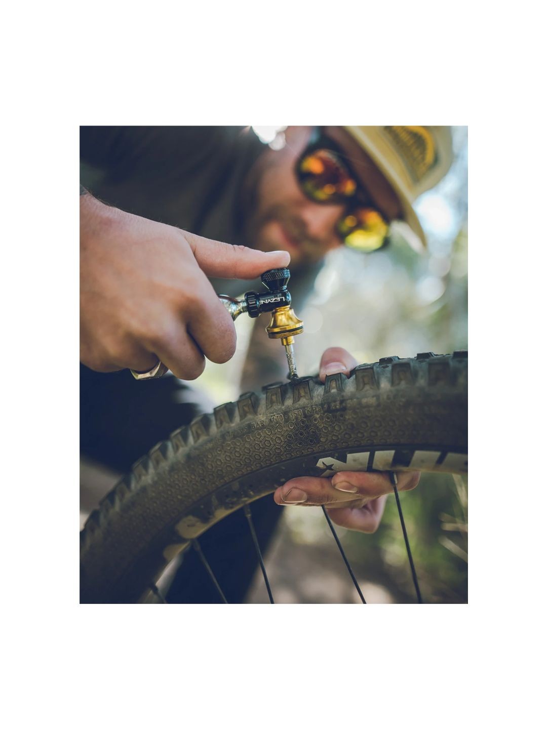 Lezyne Tubeless CO₂ Blaster Inflator/Repair Kit One size Black/Gold 4