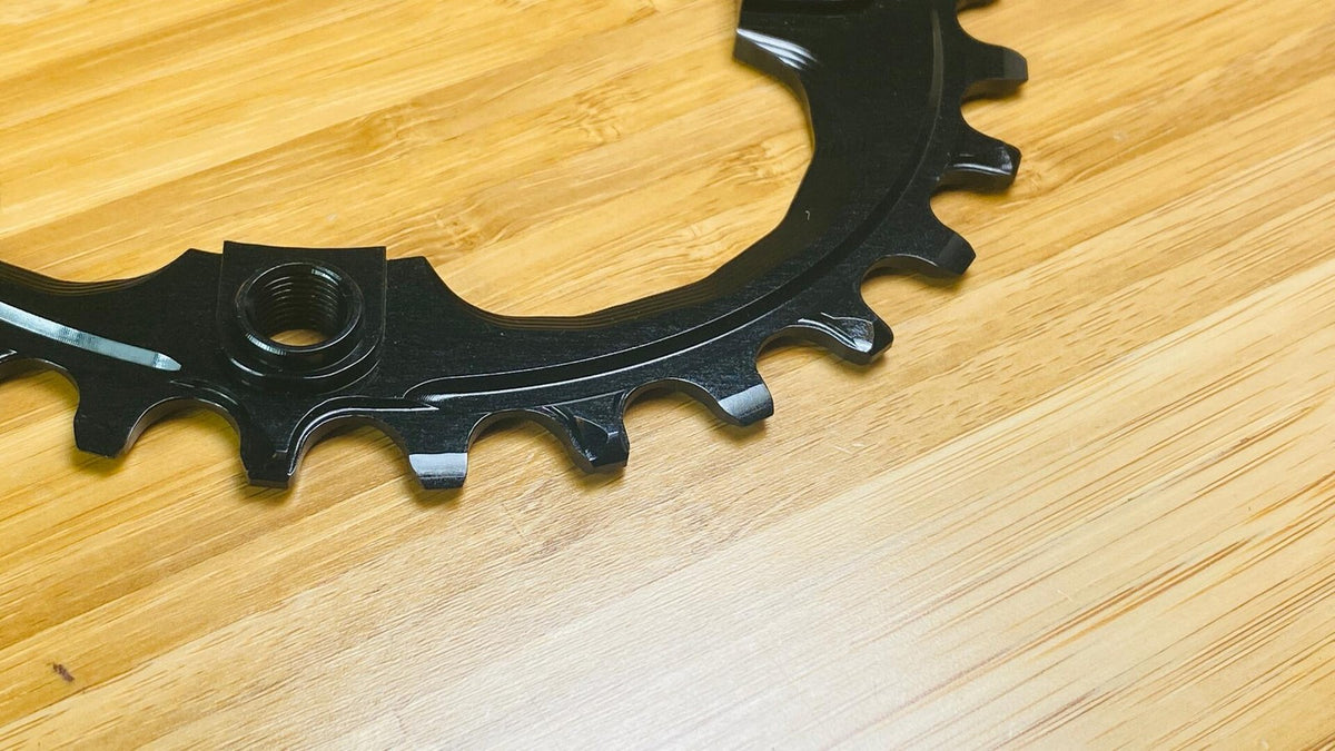 absoluteBLACK OVAL 94bcd N/W Chainring 4-Bolt SRAM 30t - Black 4